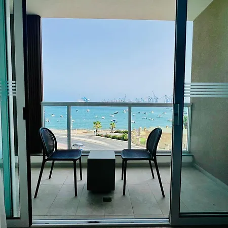 Hotel South32 3*